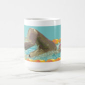 フリースタイルの水泳のマグ コーヒーマグカップ (中央)