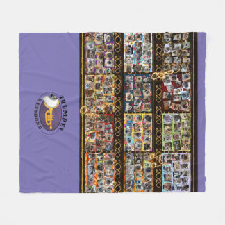 フリースブランケット（全コラージュとロゴ付き） フリースブランケット