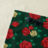 フリーダ・カーロ赤い|および金ゴールドのばら色パターン ビーチタオル (インサイチュ)