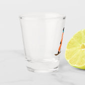 フリーライドスノーボーダーオレンジスーツスノーボード ショットグラス (左)