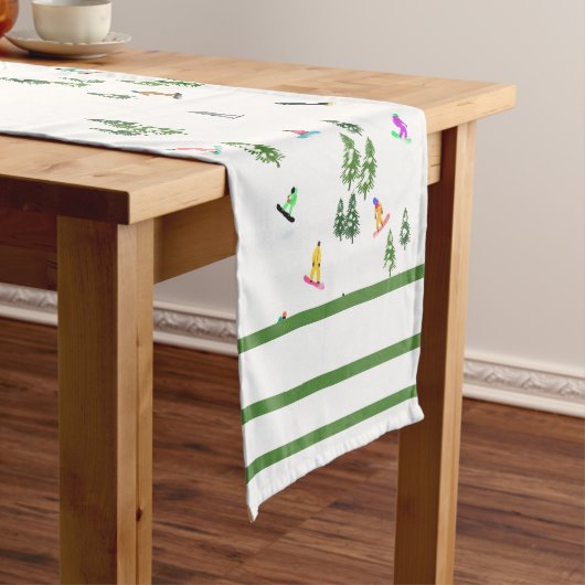 フリーリドスノーボーダースノーボードイラストレーション ショートテーブルランナー (インサイチュ)