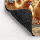 フリーレンジチキン顔マスク マウスパッド (コーナー)