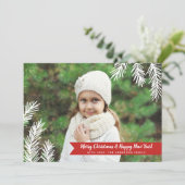 フルフォトパインズニードルレッドバナーホリデーカード シーズンカード (スタンド正面)