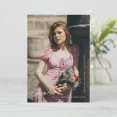 フルブリードスクリプモダントの卒業生のシンプル写真 案内状 (スタンド正面)