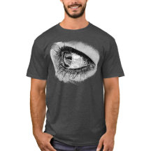 フルマスカラの美しい女性の目