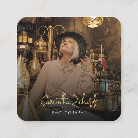 フルモダンフォトブラックおよび金ゴールドトレンディーインフルエンサー スクエア名刺 (正面)