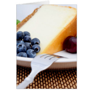 フルーツが付いているチーズケーキ