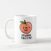 フルーツパンおもしろいの桃 コーヒーマグカップ (左)