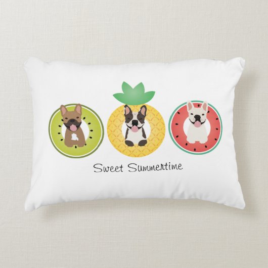 フルーツプフランスのールに浮かぶブルドッグ アクセントクッション (正面)