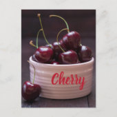フルーツ好きのピンクボウルにさくらんぼ シーズンポストカード (正面)