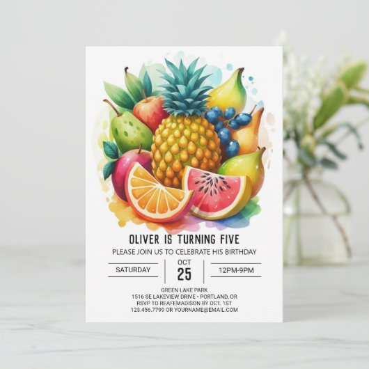 フルーツ編集可能アップル誕生日 招待状 (スタンド正面)