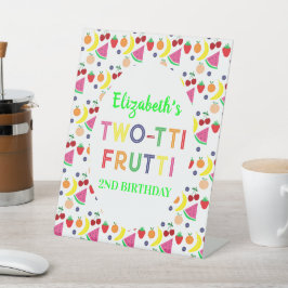 フルーツ・トゥッティ・フルッティ 2歳の誕生日 台座サイン