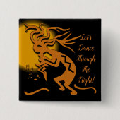 フルートおよび音符を持つココペリのMerrymaker 缶バッジ (正面)