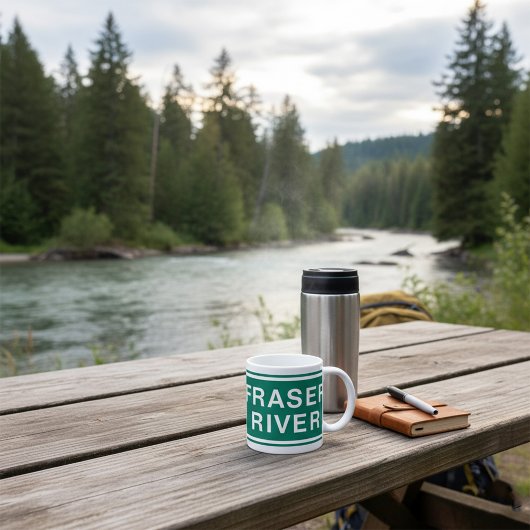 フレイザー川ハイウェイサイン英国コロンビアカナダ コーヒーマグカップ