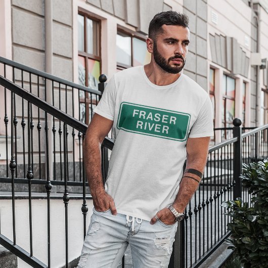 フレイザー川ハイウェイサイン英国コロンビアカナダ Tシャツ