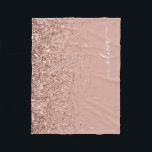 フレッシュピンク ローズゴールド グリッター モノグラム 名前 フリースブランケット<br><div class="desc">ローズゴールド - フレッシュピンク 偽の輝き グリッター モノグラム 名前とイニシャル フリース ブランケット。 これは、豪華でおしゃれなスタイルを愛する人への、16歳の誕生日、結婚式、結婚前パーティー、結婚記念日、ベビーシャワー、または独身パーティーのプレゼントに最適です。</div>