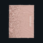 フレッシュピンク ローズゴールド グリッター モノグラム 名前 ラグジュアリー フリースブランケット<br><div class="desc">ローズゴールド - フレッシュピンク 偽の輝き グリッター モノグラム 名前とイニシャル フリース ブランケット。 これは、16歳の誕生日、結婚式、結婚前のお祝い、結婚記念日、ベビーシャワー、独身パーティーなど、ラグジュアリーでおしゃれなスタイルが好きな人へのプレゼントに最適です。</div>