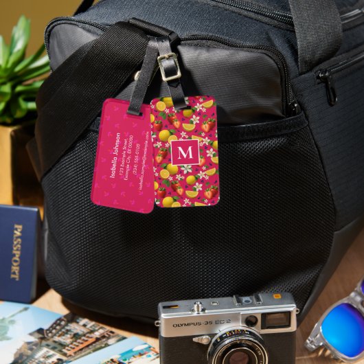 フレッシュフルーツイチゴ&レモンモノグラム – ピンク ラゲッジタグ (正面&裏面)