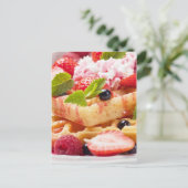 フレッシュベリーフルーツのワッフルケーキ ポストカード (スタンド正面)
