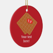 フレッシュワッフルグラフィック – フェスティバルの赤またはあなたの色 セラミックオーナメント (右)