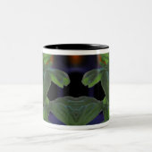 フレッシュ・バジル・クローズアップ ツートーンマグカップ (中央)