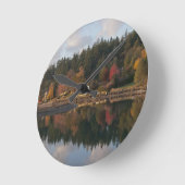 フレッチャー湾 ラウンド壁時計 (傾斜)