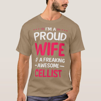 フレッ誇りを持ったク・チェリ素晴らしストの妻 Tシャツ