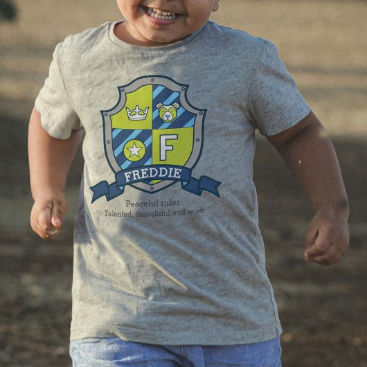 フレディ文字F男の子の名前はコート・オブ・アームズ ベビーTシャツ