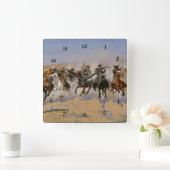 フレデリック絵画・レミントンの「木材のためのダッシュ」 スクエア壁時計 (ホーム)