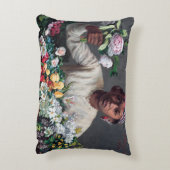 フレデリック・バジル – 牡丹の若い女性 アクセントクッション (裏面(縦))