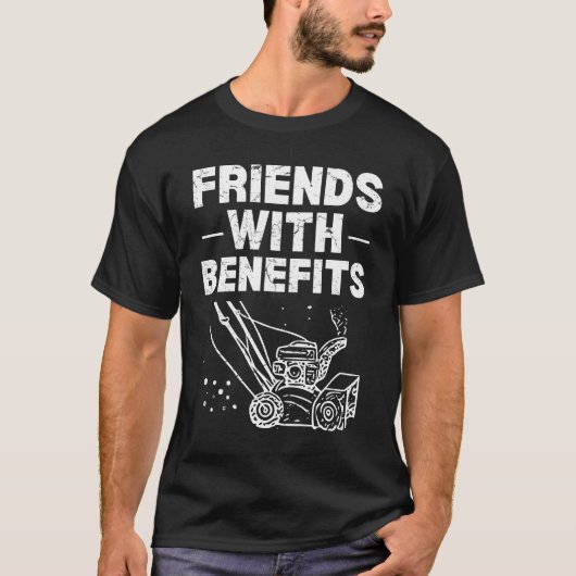 フレンズ・ウィズ・ベネフィッツ 雪かき機 Tシャツ (正面)
