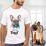 フレンチドッグパパパーソナライズされたレトロフランスのブルドッグ Tシャツ<br><div class="desc">このフランスのブルドッグ犬のパパシャツは、レトロなtouchのためのことわざモダン「フレンチーパパ」とキュートで水の色のデザインおもしろいを備えている。それは愛犬家や犬のパパに最適だ。このブフランスのルドッグマはフお気に入りのレンチ愛好家や愛犬家の間で行われる。COPYRIGHT © 2023 Judy Burrows,  Black Dog Art - All Rights Reserved.フレンチドッグパーソナライズされたパパフランスのレトロブルドッグTシャツ</div>