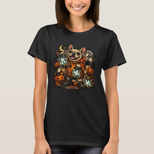 フレンチブルドッグが幽霊の蝶を捕まえる  Tシャツ (正面)
