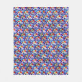 フレンチブルドッグの子犬に花を フリースブランケット (正面)