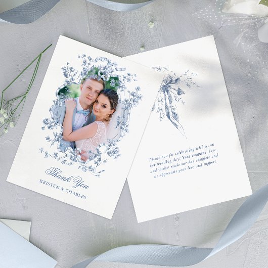 フレンチブルーの花とリボンの結婚式フォト サンキューカード