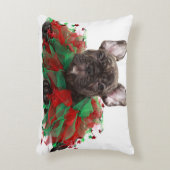 フレンチ・ブルドッグの身に着けているクリスマスつば アクセントクッション (正面(垂直))