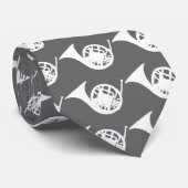 フレンチ・ホルンのタイ ネクタイ (ロール)