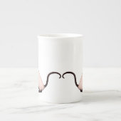 フレンドリーなシャム猫の骨灰磁器のマグ ボーンチャイナマグカップ (正面)