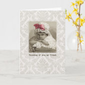 フレンド誕生日-ヴィンテージガールインボンネット カード (黄色い花)