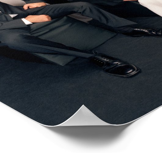 フレンド™ |白黒のグループフォーマル衣服 ポスター (角)