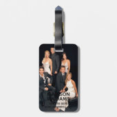 フレンド™ |白黒のグループフォーマル衣服 ラゲッジタグ (裏面縦)