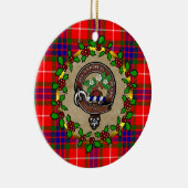 フレーザークランバッジとタータンチェックパーソナライズされたクリスマス セラミックオーナメント (右)