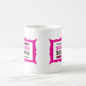 フレーム内のStilettoブレード コーヒーマグカップ (中央)