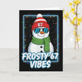 フロスティ67の雰囲気 涼しい雪だるま クリスマスTシャツ カード (黄色い花)