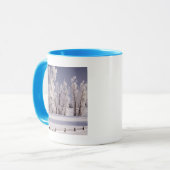 フロストは木および塀、コロラド州を覆いました マグカップ (正面左)