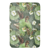 フロッググリーンとホワイト《植物》スイレン バスマット (正面縦)