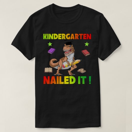 フロッシングディノサール幼稚園の卒業式キャップギフト Tシャツ (デザイン正面)