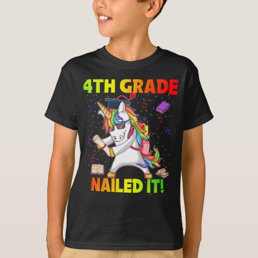 フロッシングユニコーン4年生Graduation 4年生Na Tシャツ (正面)