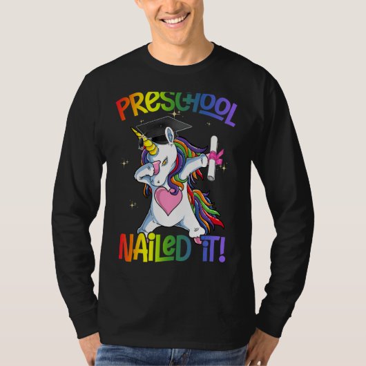 フロッシングUnicorn就学前キャップ卒業証書 Tシャツ (正面)