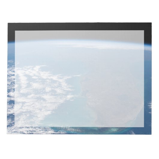 フロリダ半島の北。 ノートパッド (正面)